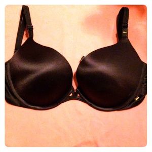 Victoria's Secret Very Sexy Push-Up 34DD Bra